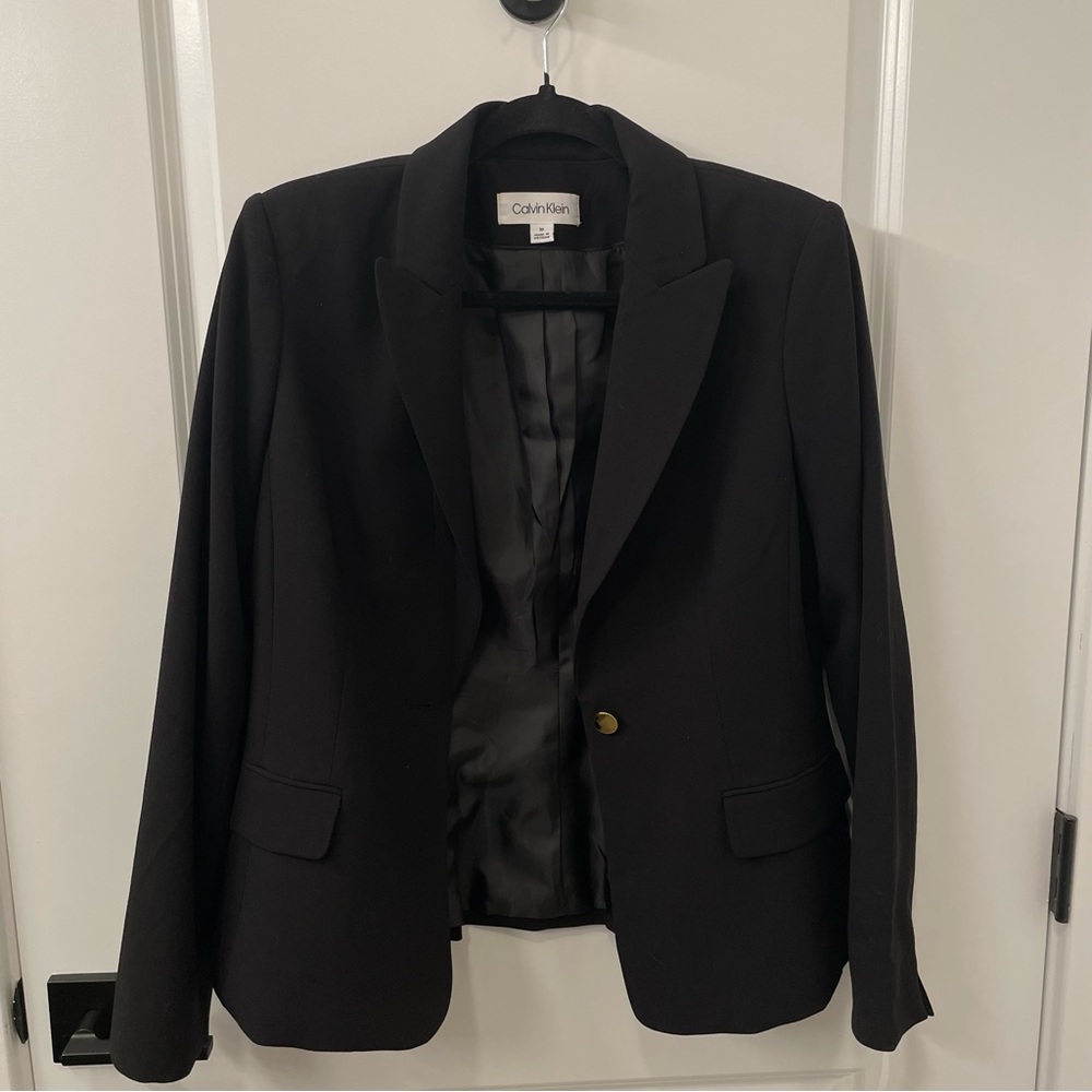 NWT Calvin Klein one button black blazer